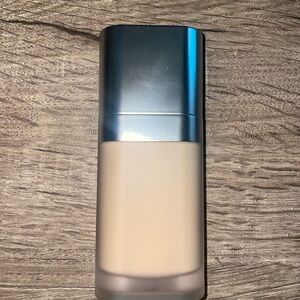 r.e.m Foundation in Light 2NW